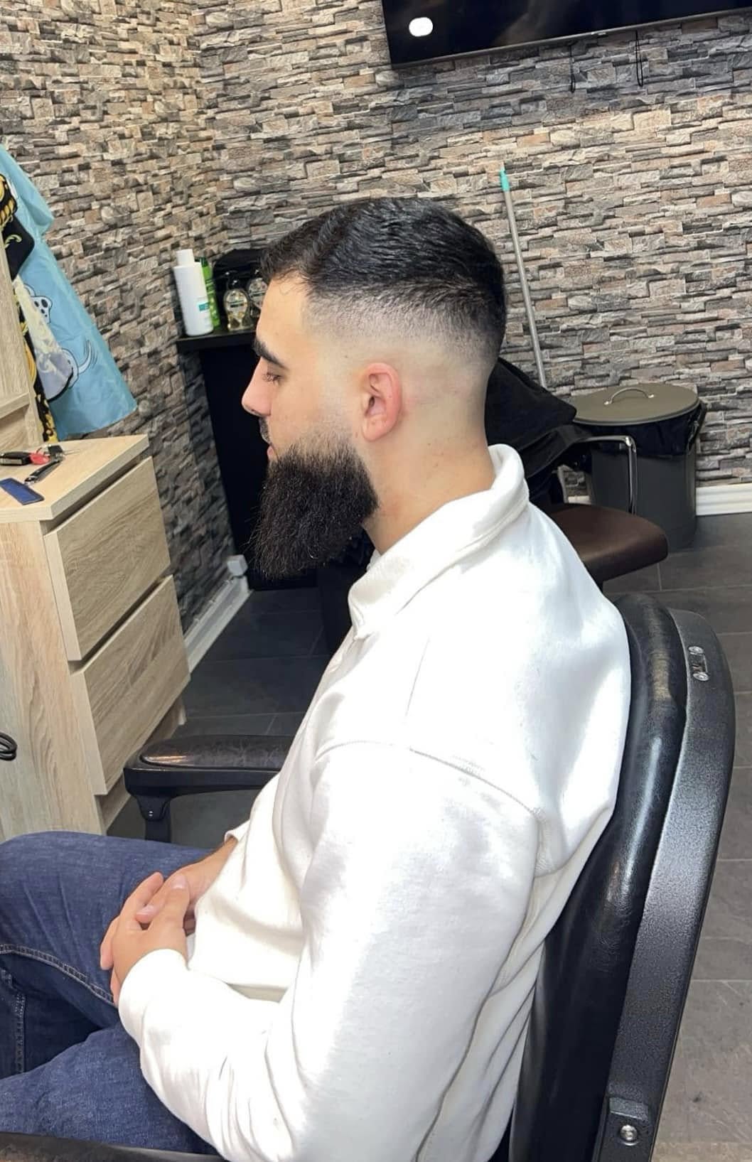 bedste skægtrimning og barbering i slagelse på en kunde