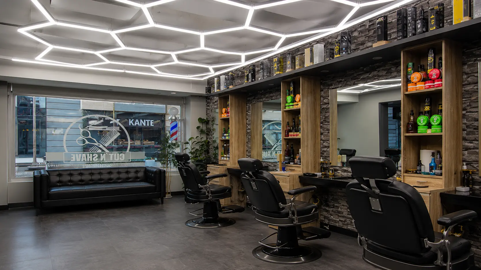 interior cut n shave butik